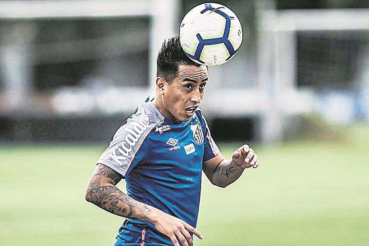 Christian ​Cueva está dispuesto a jugar en club César Vallejo para estar cerca de su familia