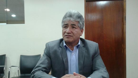 Gobernador desconocía suspensión de convocatoria para personal en Red de Salud Huamanga