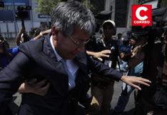 “Caso Rolex”: Wilfredo Oscorima se retiró de Fiscalía en medio de abucheos (FOTOS)