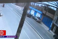 Carabayllo: el momento exacto en que delincuentes asaltan a un hombre y se llevan su camioneta (VIDEO)  