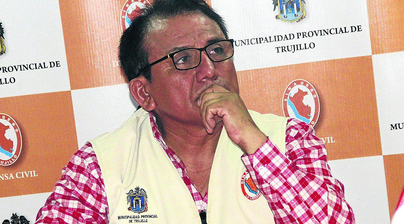 Trujillo: Subgerente de Defensa Civil niega tener una relación sentimental con exempleada