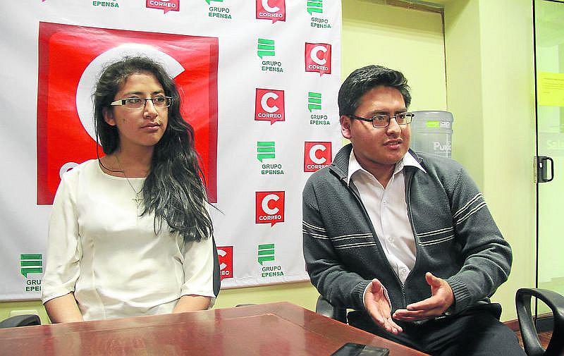 Estudiantes plantean que docentes cesados de la UNSA se conviertan en asesores