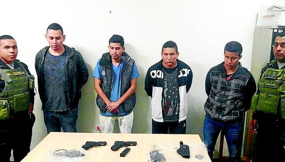 Detienen a un policía junto a una presunta banda de delincuentes en Trujillo 