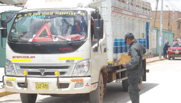 Intervienen a menor con productos de contrabando en la vía Juliaca- Huancané 