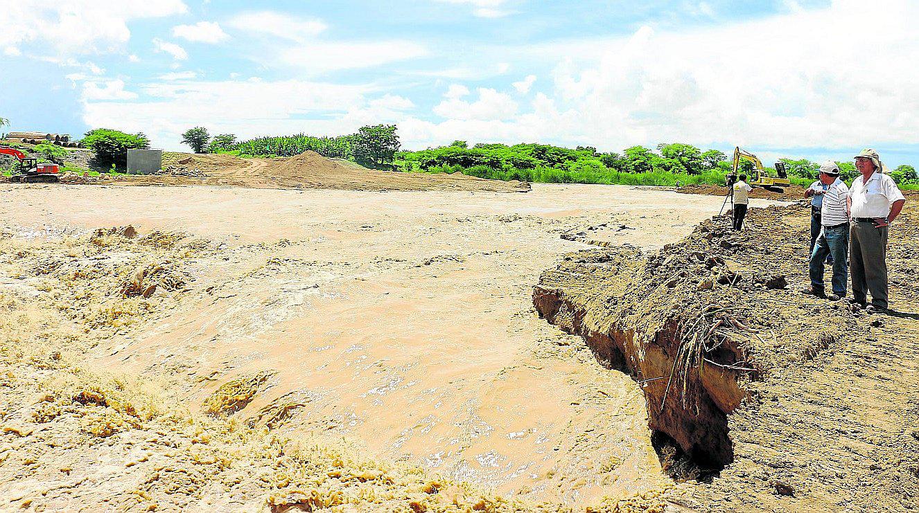 Piura: Se desbordan las quebradas y los ríos