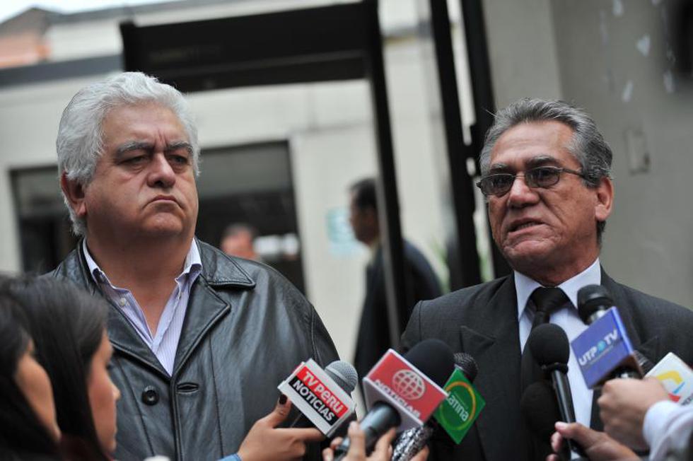 Alfredo Crespo asume la defensa del terrorista Artemio