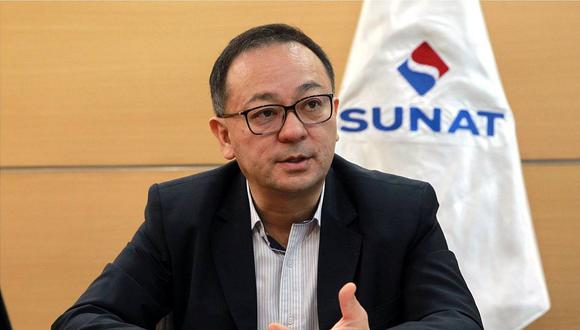 Víctor Shiguiyama presentó su renuncia a la jefatura de la Sunat