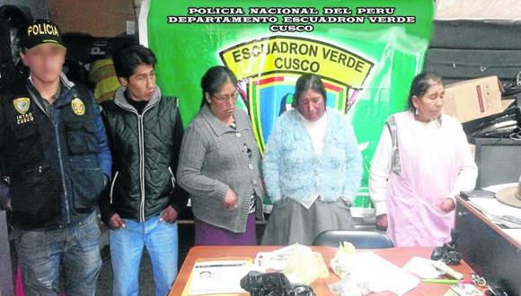 Cuatro sujetos caen con billetes falsos en Cusco