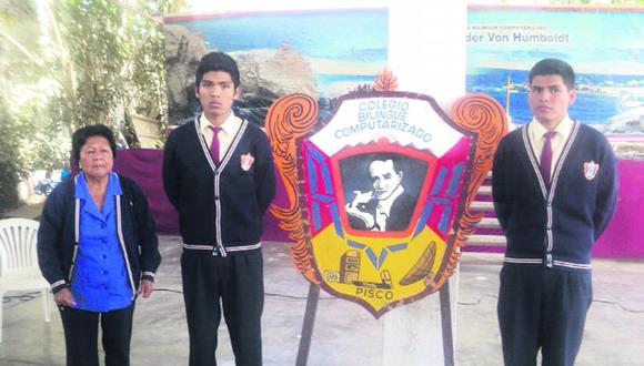 Escolares de Pisco ganan en concurso de ciencias 2014