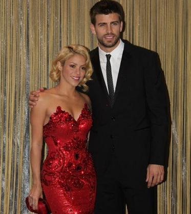 Shakira y Piqué serán padres: colombiana confirma embarazo por Facebook