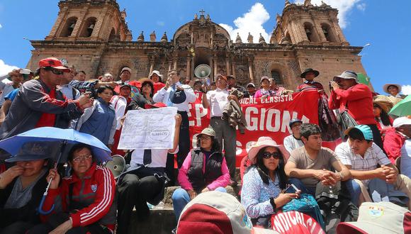 Huelga indefinida de maestros inicia hoy en Cusco (FOTOS)