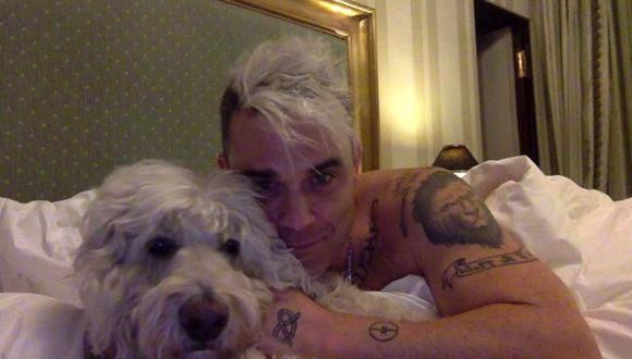 Youtube: Robbie Williams dedica emotivo video a su fallecido perro "Spencer"