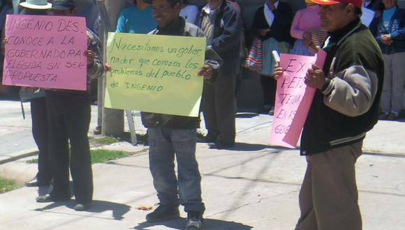 Protestan ante Defensoría del Pueblo exigiendo cambio de gobernadora 