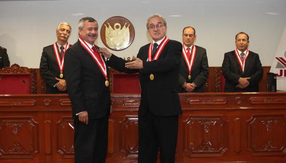 Távara asumió funciones como presidente del JNE
