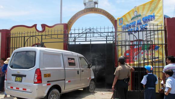 Chimbote: Combi mata a anciano en la puerta de colegio 