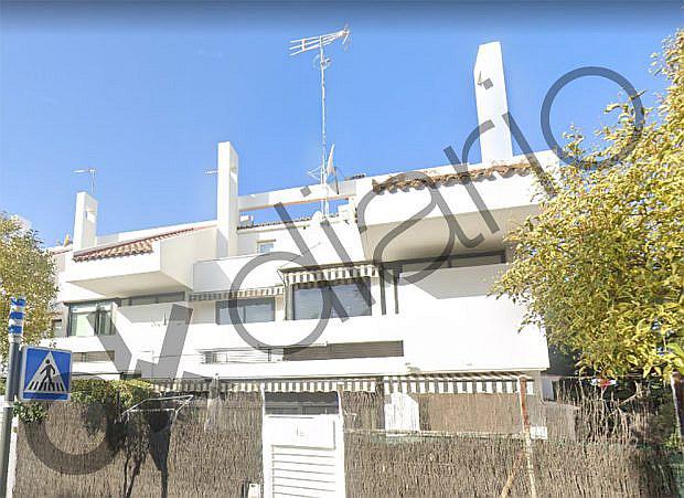 César Acuña adquirió un lujoso chalet en una zona exclusiva de Madrid 
