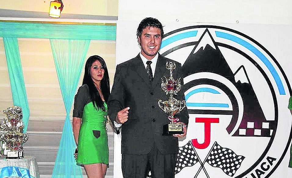 30 máquinas rugirán en el homenaje a Hanss Gamero