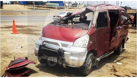 Cañete: dos personas muertas dejó despiste de minivan en la Panamericana Sur
