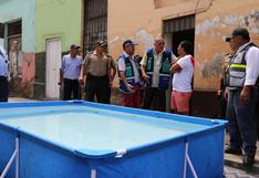 Retiran piscinas portátiles que impedían el libre tránsito calles de Barrios Altos (FOTOS)
