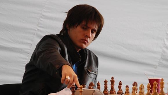 Gran maestro peruano Emilio Córdova ganó el torneo de ajedrez en México