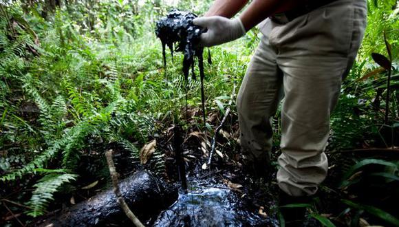 Loreto: Indígenas afectados por derrames petroleros retienen a helicóptero y tripulación