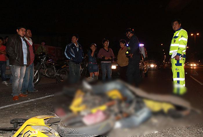 Motociclista muere atropellado en Villa el Salvador