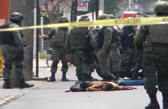 Trece presuntos criminales mueren enfrentándose a la policía