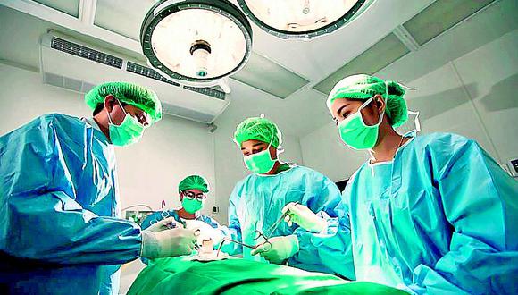 Cirugía bariátrica: ¿en qué consiste este procedimiento y cuáles son sus riesgos?
