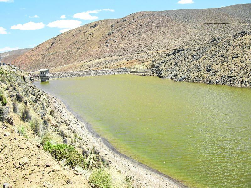 Un perito para valuar terrenos