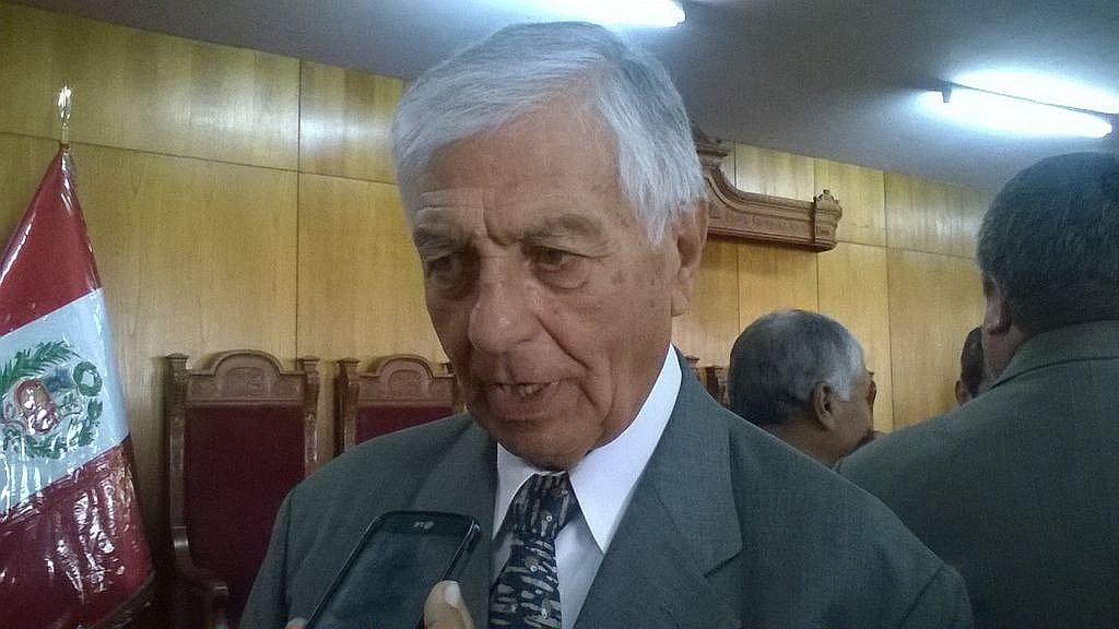 Conflicto de intereses habría motivado salida del presidente de Zofratacna