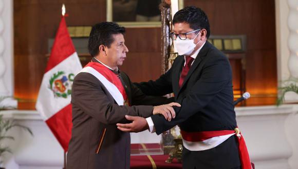 El médico Jorge López Peña, allegado a Vladimir Cerrón,  juramentó el 7 de abril de 2022 al cargo de ministro de Salud | Foto: Presidencia Perú