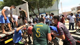 Más de 60 vehículos que estaban al exterior de la comisaría de Castilla son llevados al depósito municipal de Piura