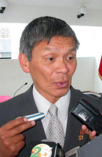 Produce
 espera informe de Contraloría