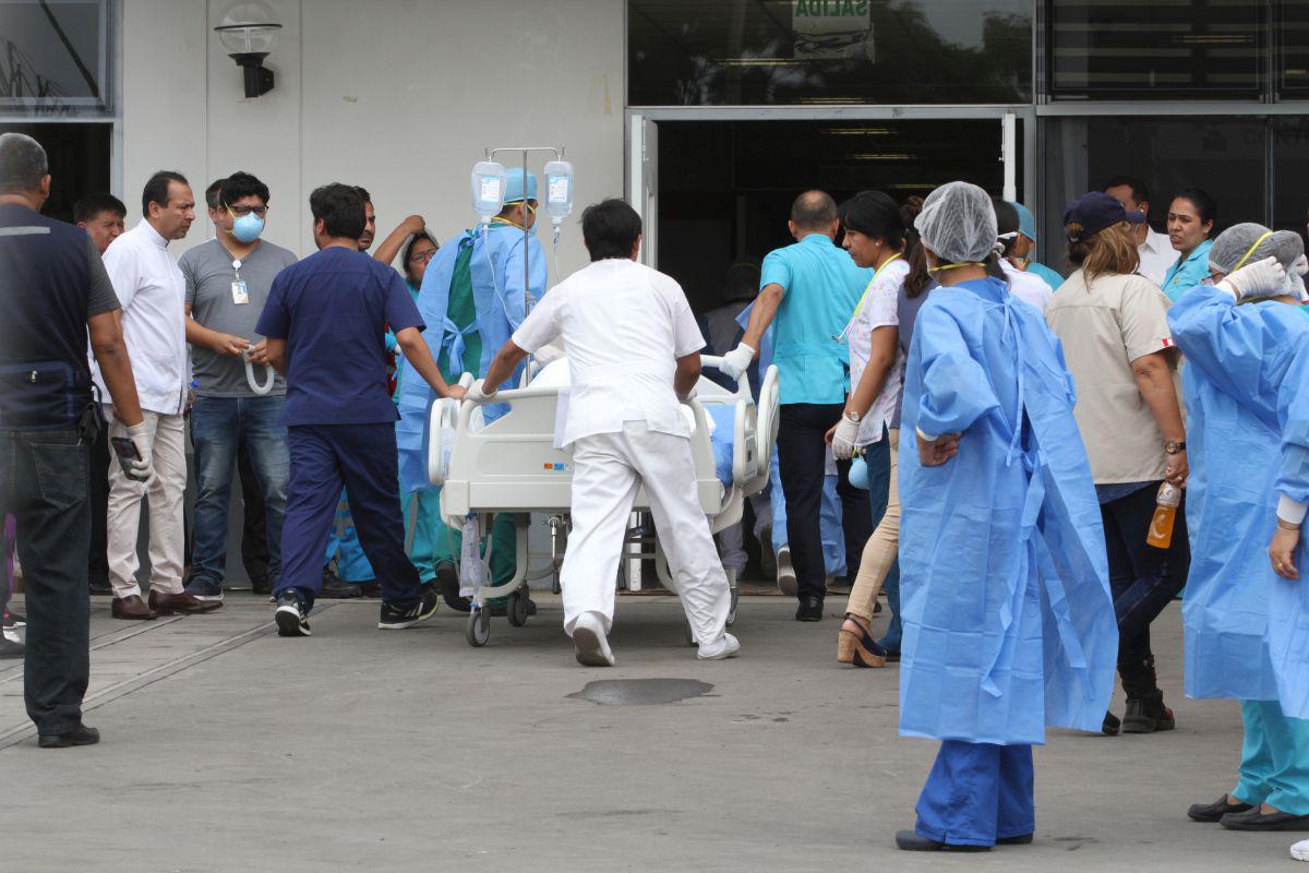 Se eleva a 16 el número de fallecidos por incendio en Villa El Salvador  (GEC)