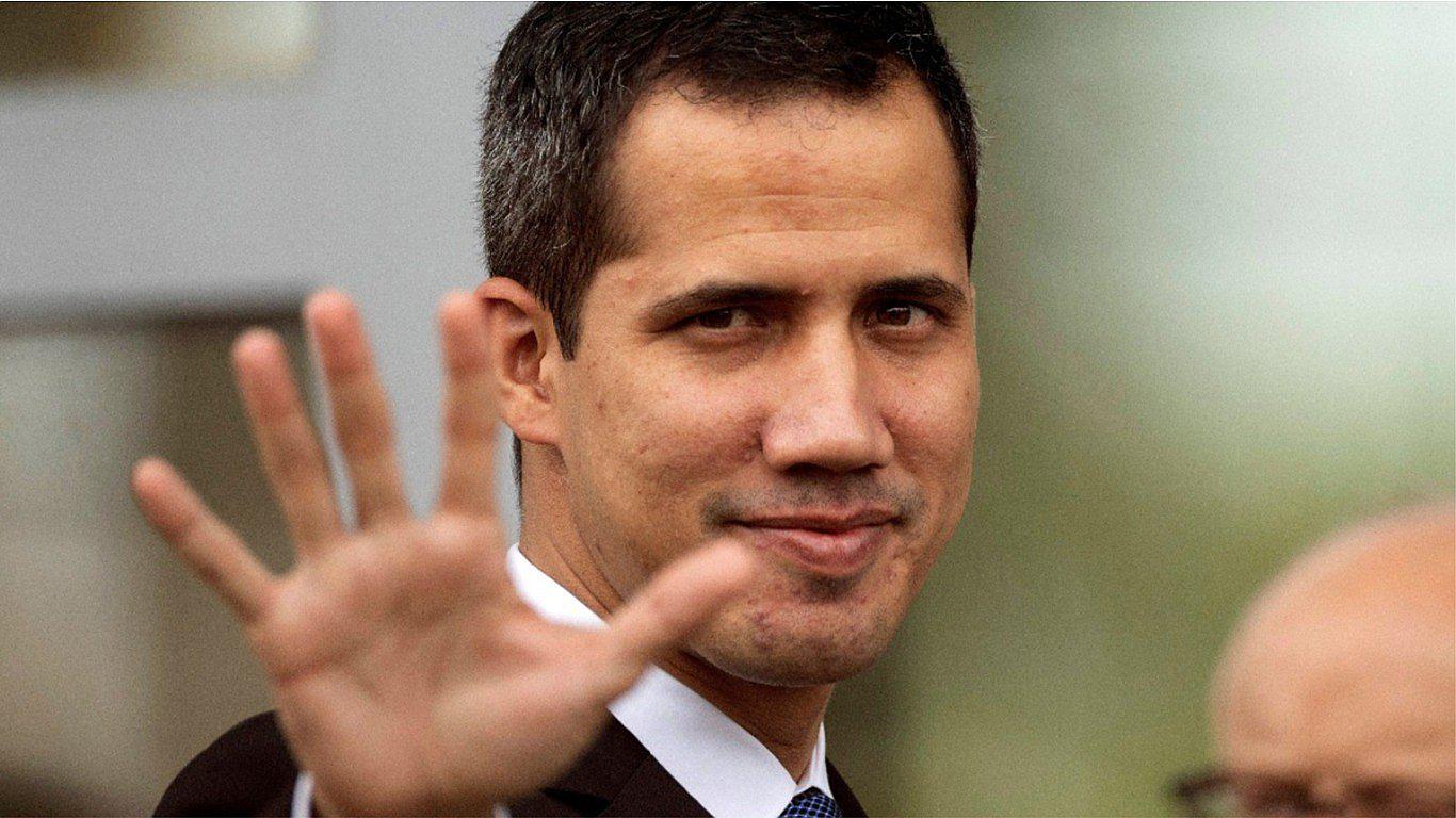 Juan Guaidó no llegará al Perú y regresa a Venezuela para convocar protestas contra Nicolás Maduro