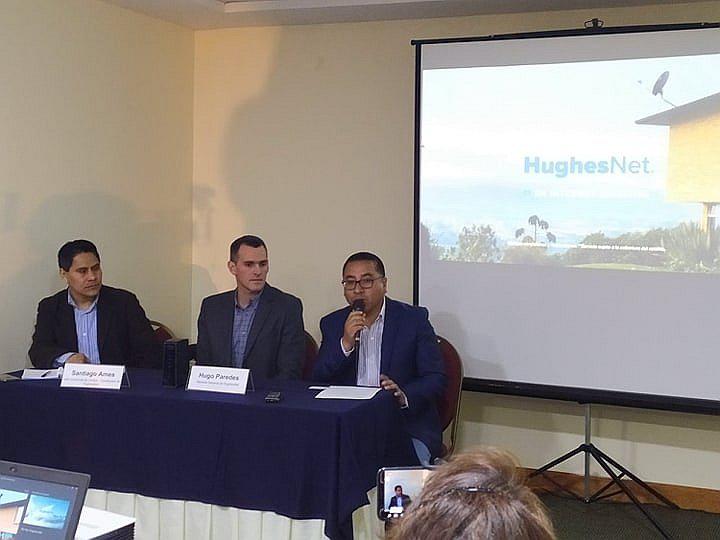 Internet satelital de alta velocidad ingresa a la región Huancavelica