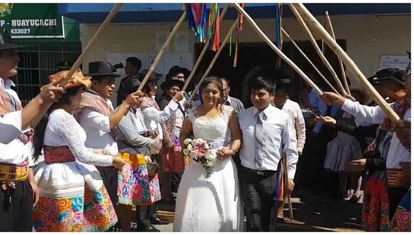 Facebook: Fiesta por boda huancaína se vuelve viral (VIDEO)