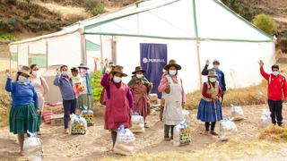Llevan abrigo y alimentos a familias de comunidades alejadas en Cusco, Arequipa y Puno