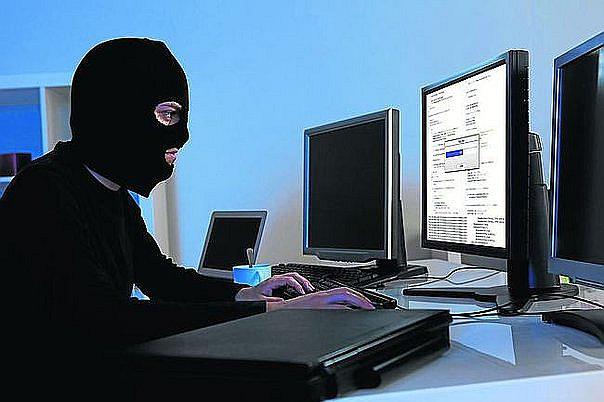 Chile: ​Reportan robo de información de más de 41 mil tarjetas de crédito