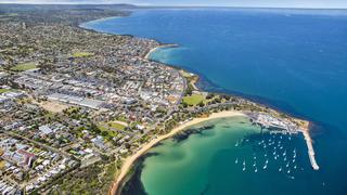 Beca concursal de 15 mil dólares australianos para quienes estudien en universidades regionales australianas