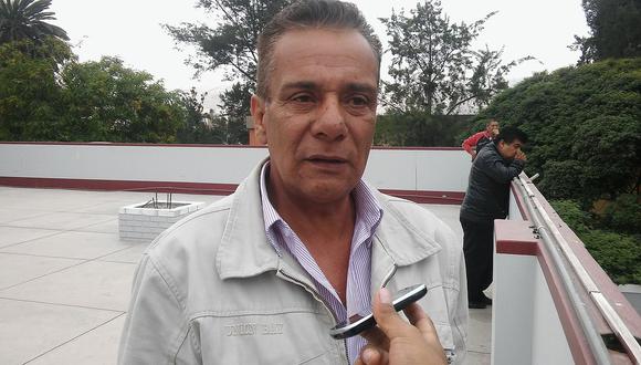 Víctor Cabrera critica a su sucesor Mario Ruiz por aumento en arbitrios