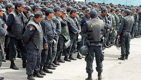 ​Policías puneños desconfiados por aumento de sueldos (Tabla de sueldos)