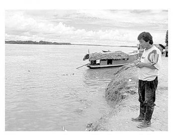 Dos extranjeros mueren al caer a río Marañón