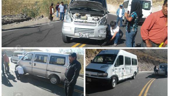 Arequipa: Dos vehículos que prestaban servicio de turismo chocan a Polobaya