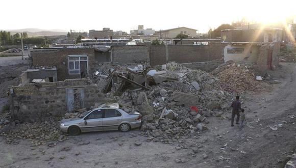 Aumentan a 180 los muertos por dos terremotos en Irán