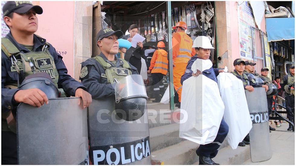 Incautan autopartes de vehículos valorizadas en un millón de soles (FOTOS)