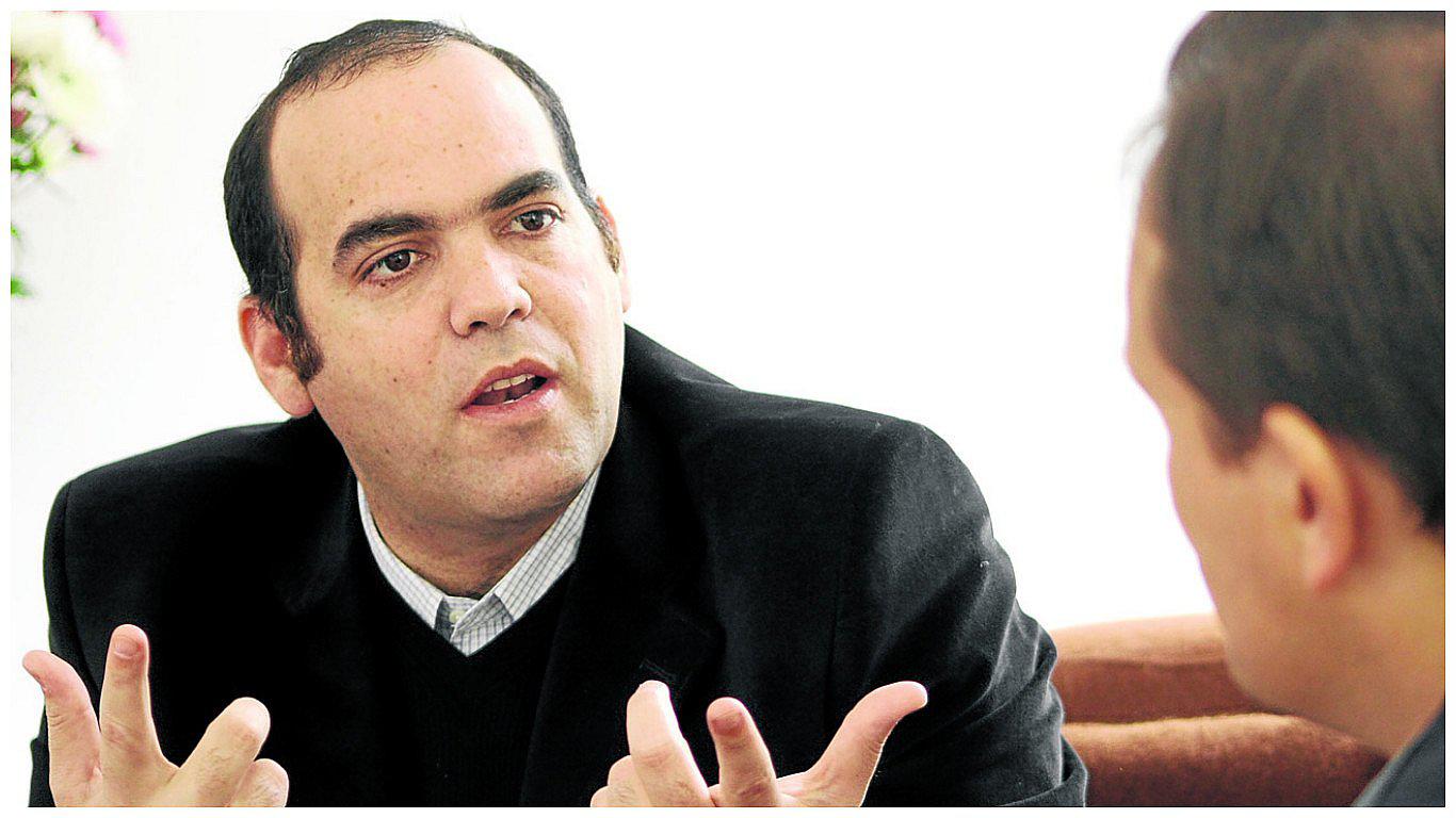 Pedro Pablo ​Kuczynski confirmó a Fernando Zavala como el nuevo Presidente del Consejo de Ministros 