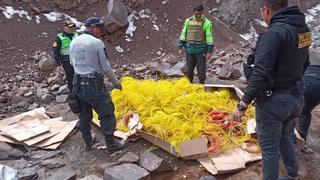 Policía incauta arsenal de explosivos en mina abandonada de Huancavelica (Fotos)