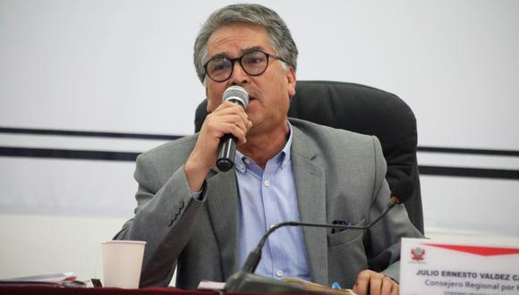 Consejero pide mayor compromiso con pueblos de la zona rural y el interiror de la región