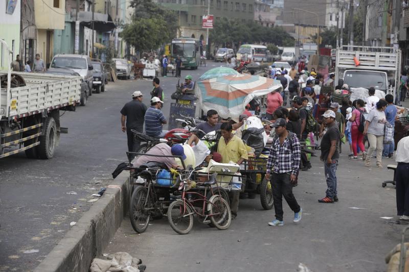 Caos y robos en el jirón Huánuco 